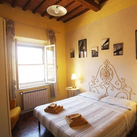Suite Tra I Tetti Con Bagno Privato Pisa Luaran gambar