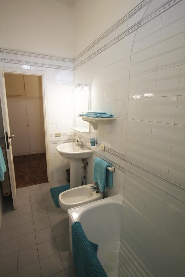 Suite Tra I Tetti Con Bagno Privato Pisa Luaran gambar