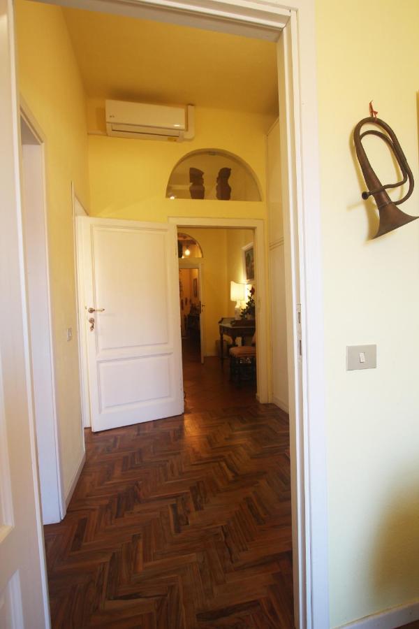 Suite Tra I Tetti Con Bagno Privato Pisa Luaran gambar