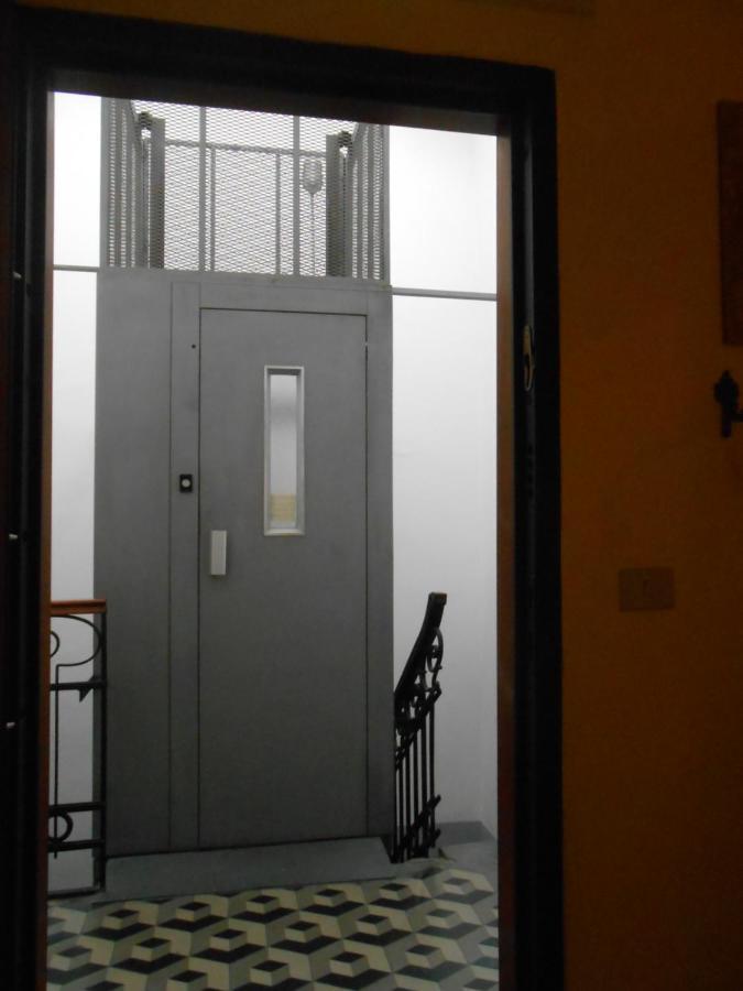 Suite Tra I Tetti Con Bagno Privato Pisa Luaran gambar